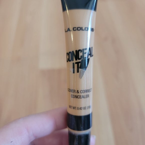 LA Colors Cover It Cover & Correct Concealer CC568 Deep - Picture 3 of 5